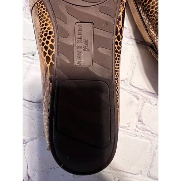 Anne Klein 6 Snake Embossed Leather Loafers Brown Metallic Iflex Comfort Shoe - Picture 8 of 9